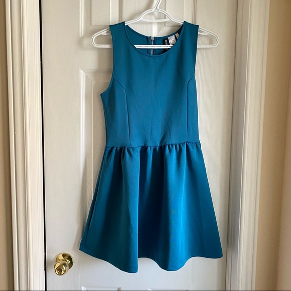 NWT - H&M - Fit & Flare Dress - Picture 1 of 7